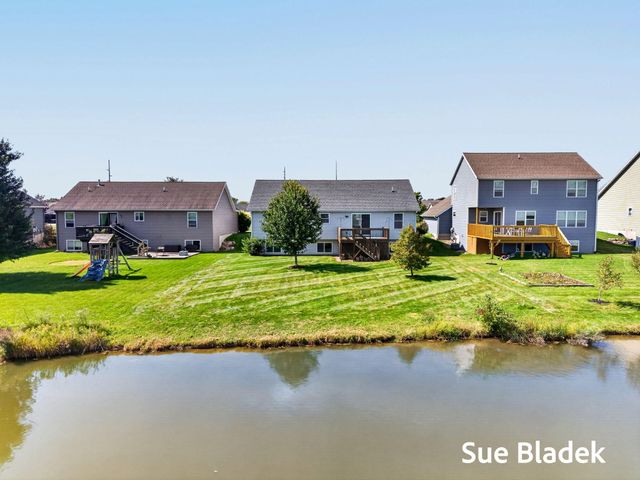 3716 Hickoryrow Court, Holland, MI 49424