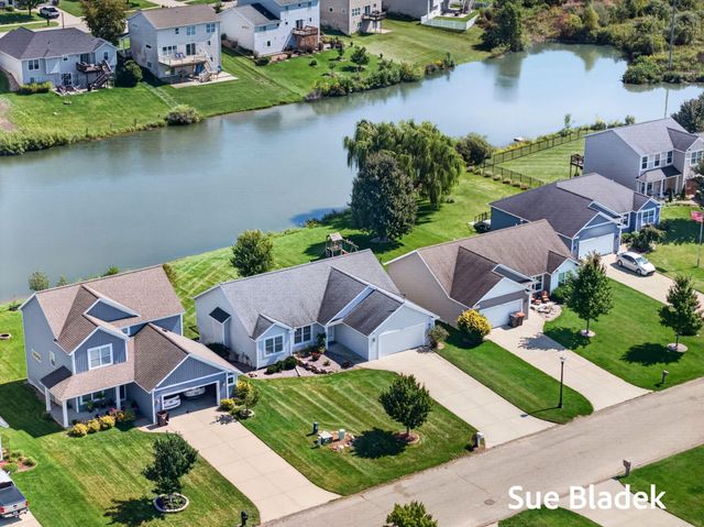 3716 Hickoryrow Court, Holland, MI 49424