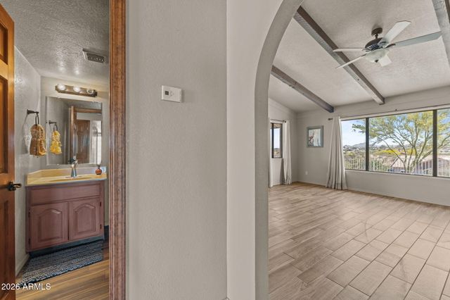 55500 N VULTURE MINE Road, Wickenburg, AZ 85390