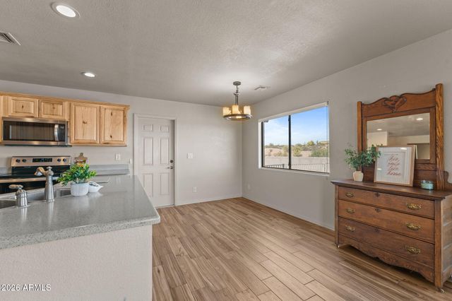 55500 N VULTURE MINE Road, Wickenburg, AZ 85390