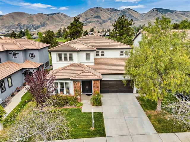 34326 Forest Oaks, Yucaipa, CA 92399