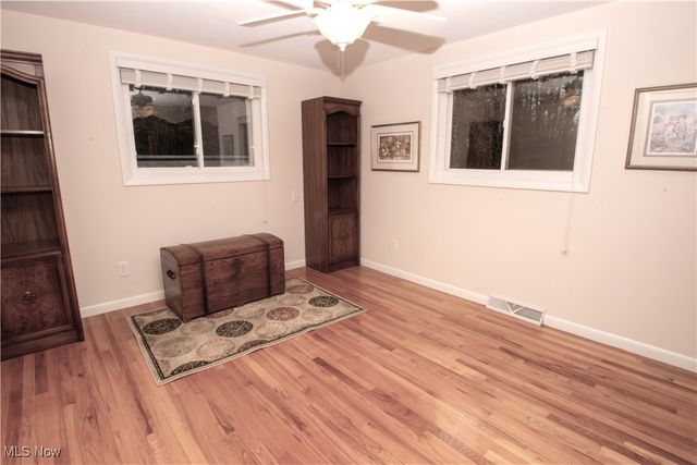 8094 Rolling Brook Road, Sagamore Hills, OH 44067