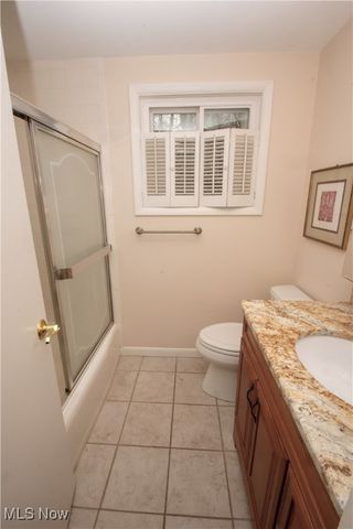 8094 Rolling Brook Road, Sagamore Hills, OH 44067