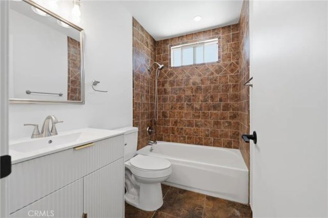 42804 Yew Street, Lancaster, CA 93536