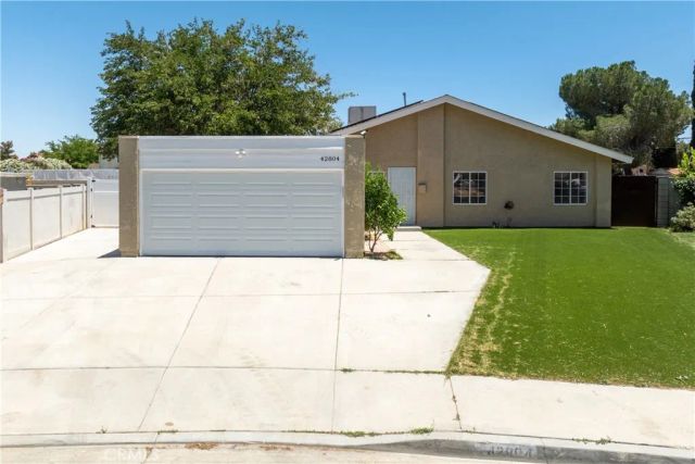 42804 Yew Street, Lancaster, CA 93536