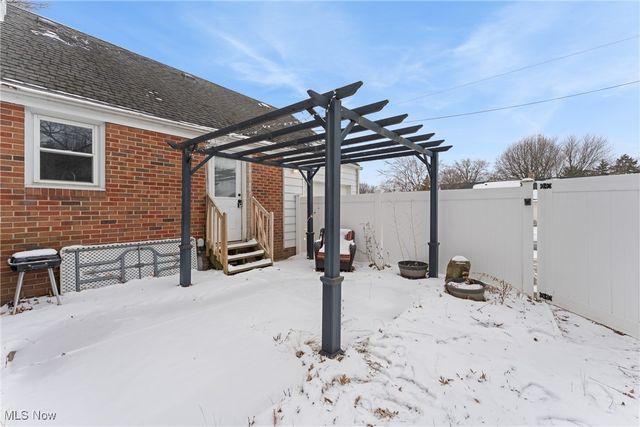 839 37th Street NW, Canton, OH 44709