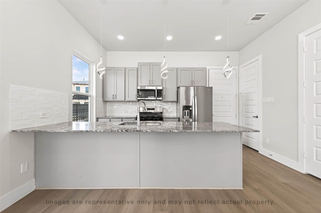 10719 Mason Rd 25, Richmond, TX 77406