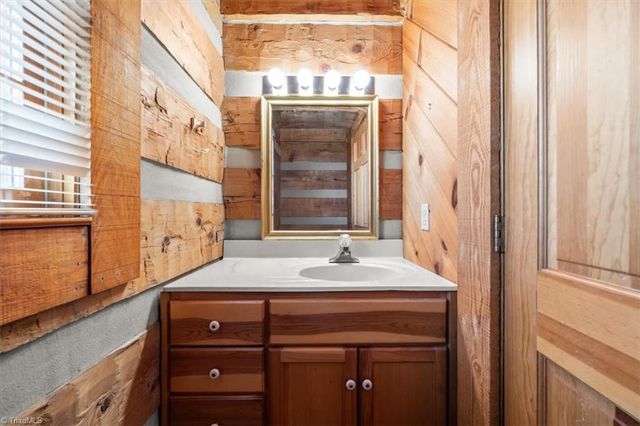 5506 Grove Forrest Drive, High Point, NC 27263