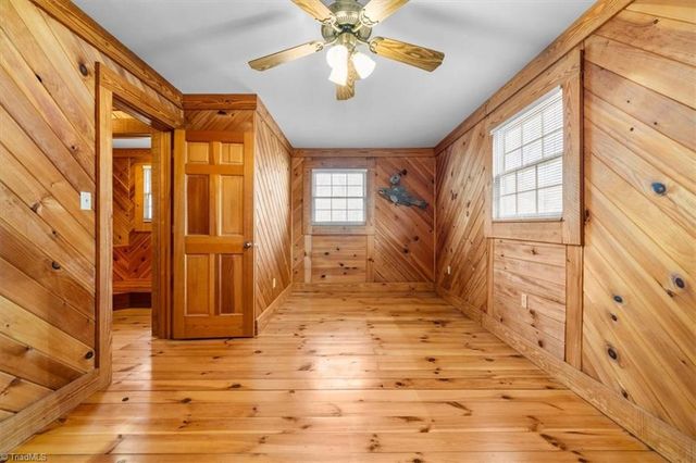 5506 Grove Forrest Drive, High Point, NC 27263