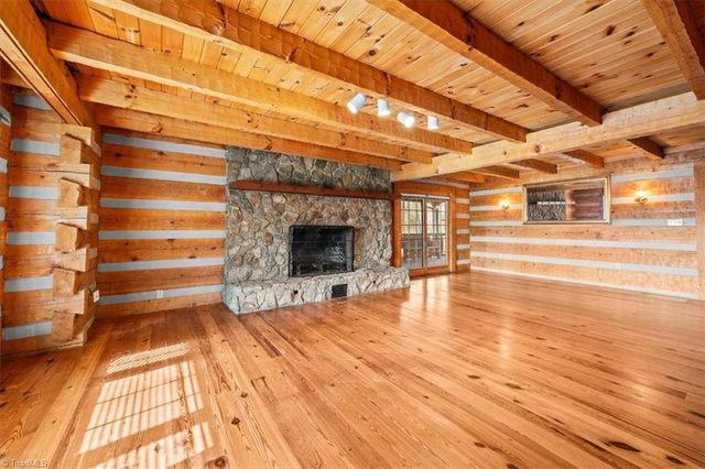 5506 Grove Forrest Drive, High Point, NC 27263