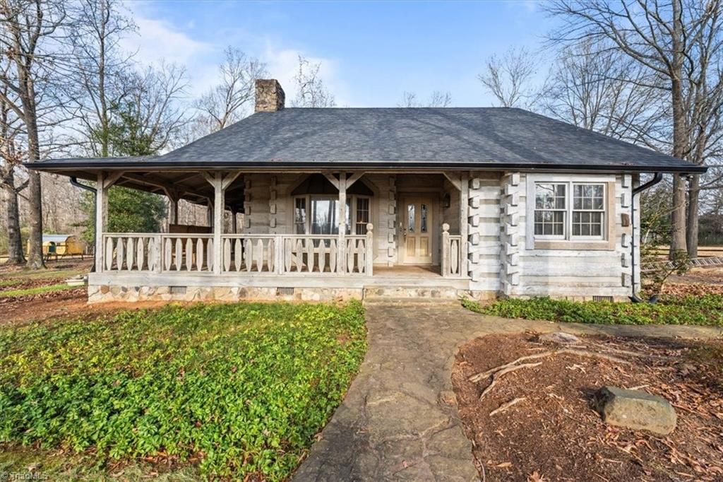 5506 Grove Forrest Drive, High Point, NC 27263