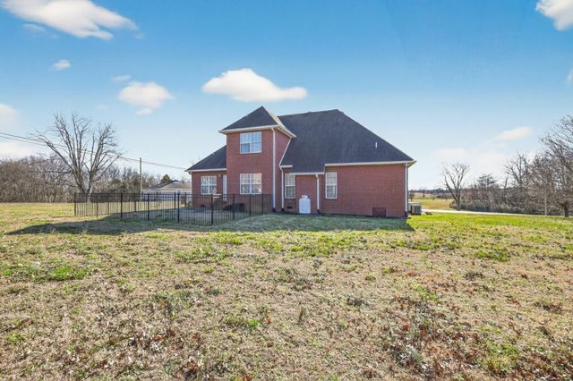 101 Hummingbird Lane, Shelbyville, TN 37160