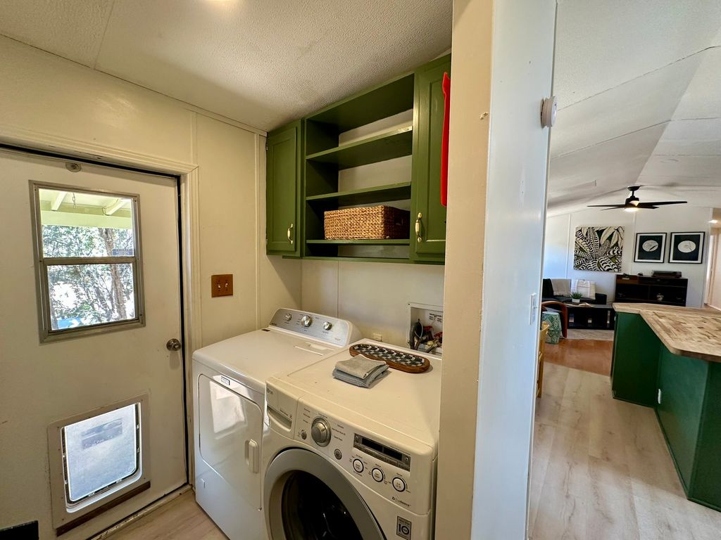 Image 22 of property listing at 51 Calle Gurule C, Santa Fe, NM 87505