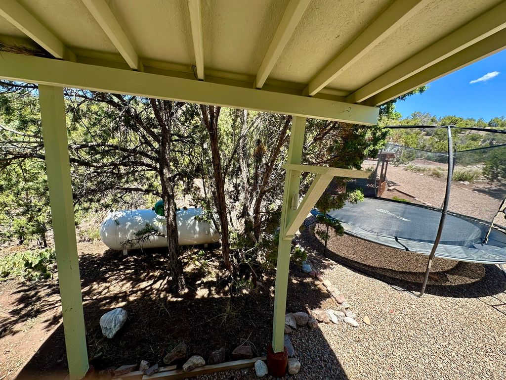 Image 27 of property listing at 51 Calle Gurule C, Santa Fe, NM 87505