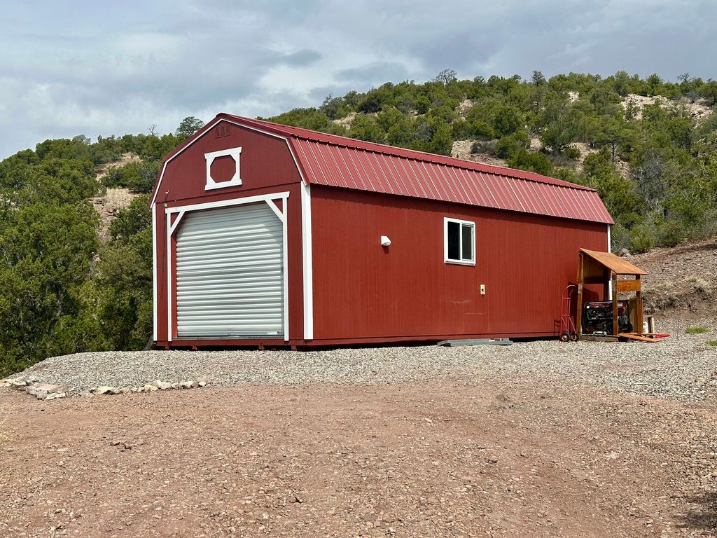 Image 31 of property listing at 51 Calle Gurule C, Santa Fe, NM 87505