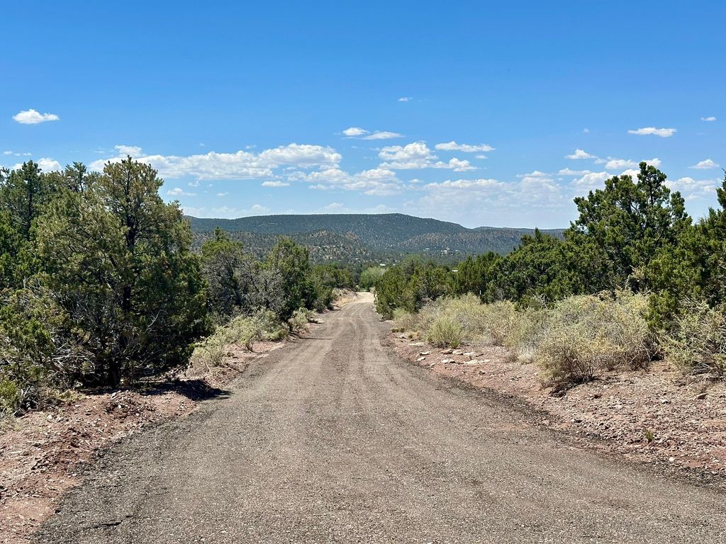 Image 34 of property listing at 51 Calle Gurule C, Santa Fe, NM 87505
