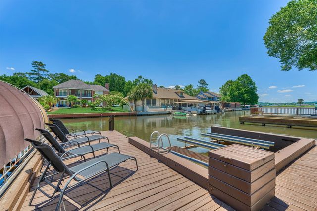 3142 Lazy Lake Lane, Montgomery, TX 77356