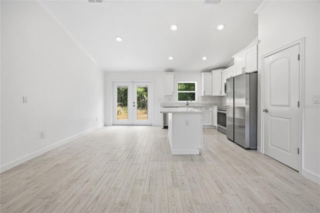 15649 SW 40TH STREET, Ocala, FL 34481