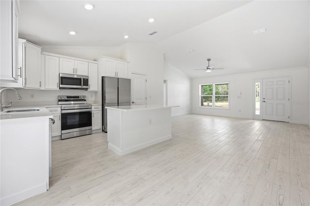 15649 SW 40TH STREET, Ocala, FL 34481