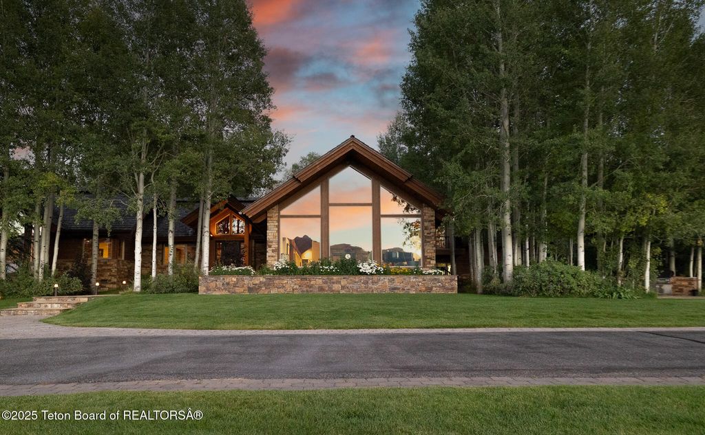 2540 TRADER Road, Jackson, WY 83001 photo 2