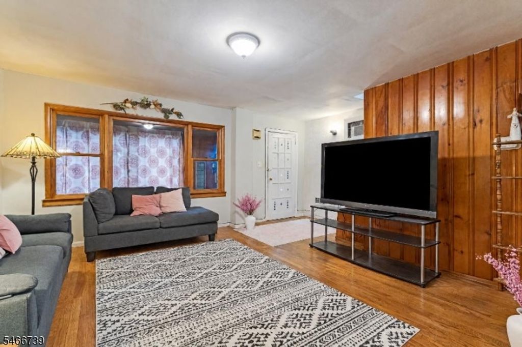 172 Prospect St, Nutley Twp., NJ 07110 — photo 3