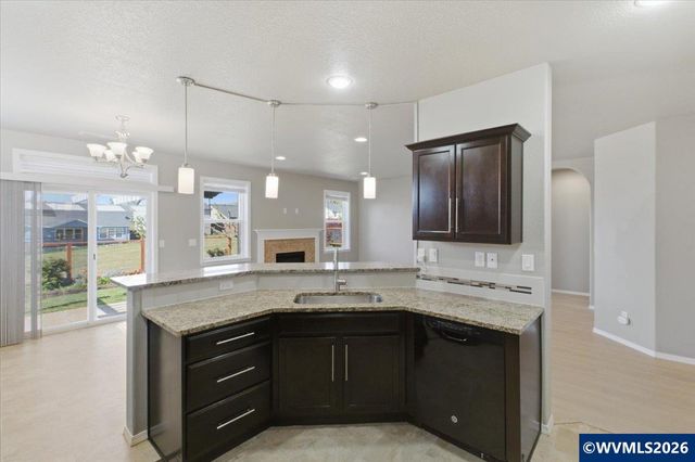 2764 NW Weather Stone St, Albany, OR 97321