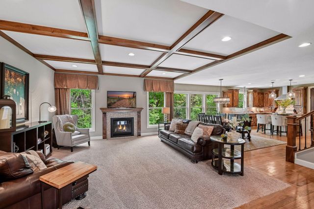 7474 Narcissus Lane N, Maple Grove, MN 55311