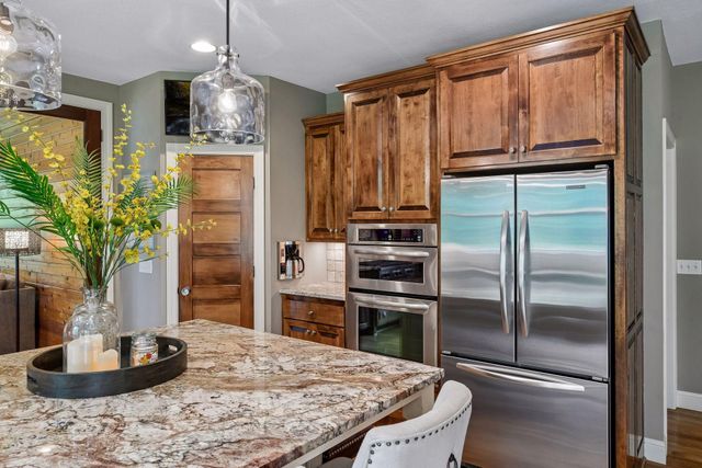 7474 Narcissus Lane N, Maple Grove, MN 55311