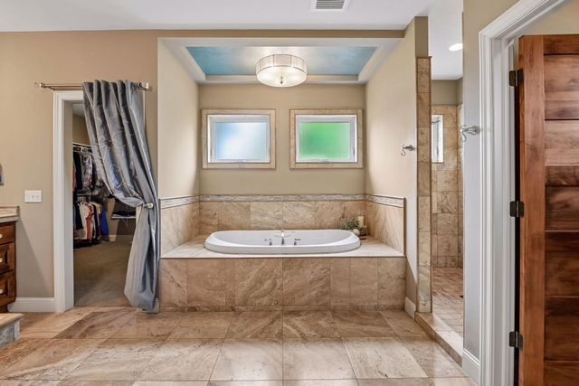 7474 Narcissus Lane N, Maple Grove, MN 55311