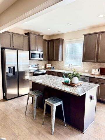 700 Wintergarden Place, Simpsonville, SC 29860