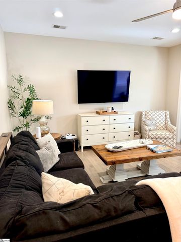 700 Wintergarden Place, Simpsonville, SC 29860