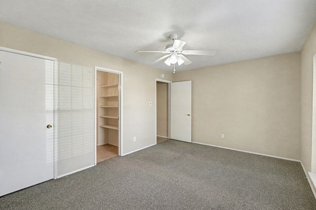 671 Stonewall Drive, Grand Prairie, TX 75052