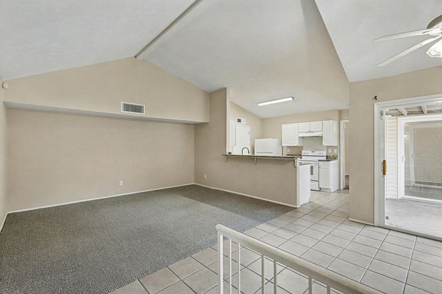 671 Stonewall Drive, Grand Prairie, TX 75052