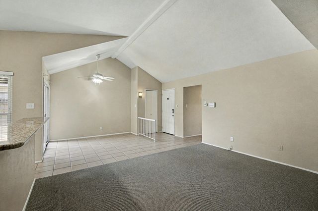 671 Stonewall Drive, Grand Prairie, TX 75052