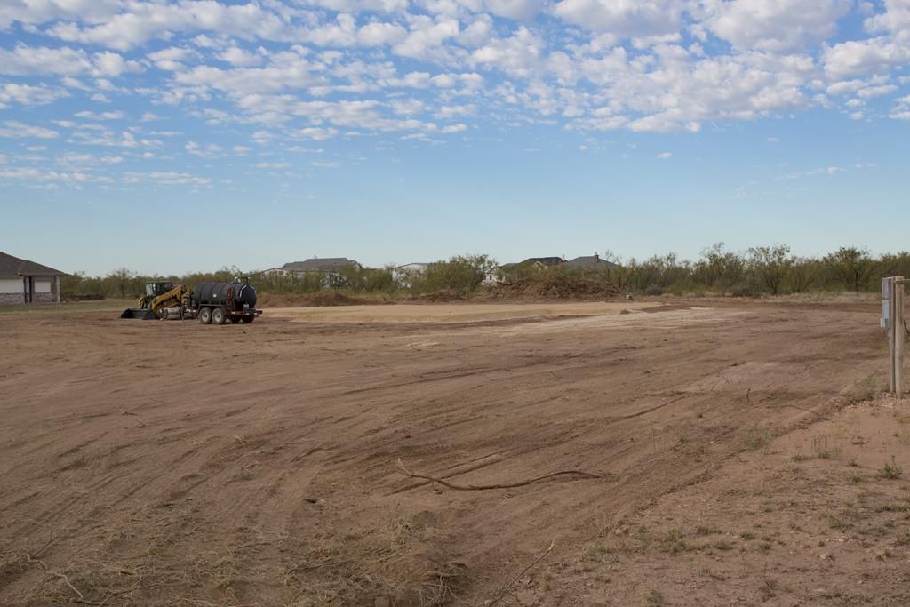 Image 7 of property listing at 7913 Becca Lane, San Angelo, TX 76904