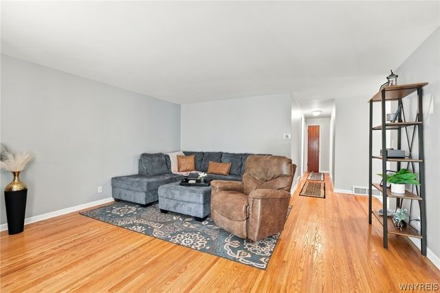 1364 Fairfax Avenue, North Tonawanda, NY 14120