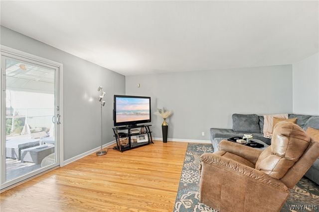1364 Fairfax Avenue, North Tonawanda, NY 14120