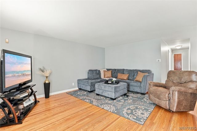 1364 Fairfax Avenue, North Tonawanda, NY 14120