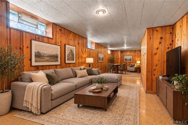 1364 Fairfax Avenue, North Tonawanda, NY 14120