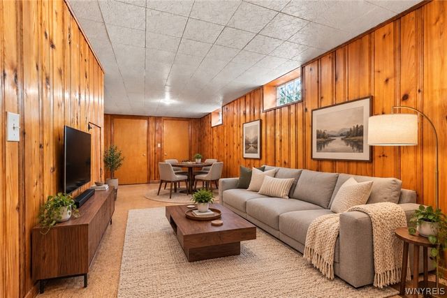 1364 Fairfax Avenue, North Tonawanda, NY 14120