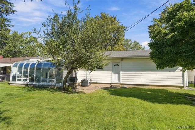 1364 Fairfax Avenue, North Tonawanda, NY 14120