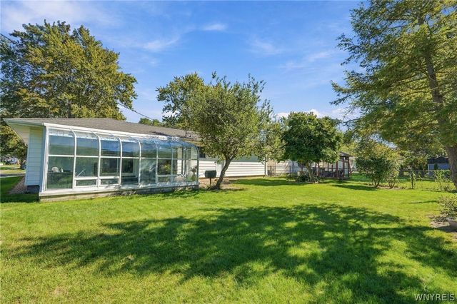 1364 Fairfax Avenue, North Tonawanda, NY 14120
