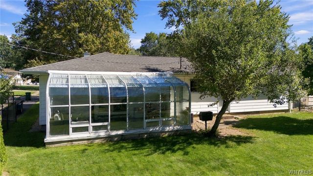 1364 Fairfax Avenue, North Tonawanda, NY 14120