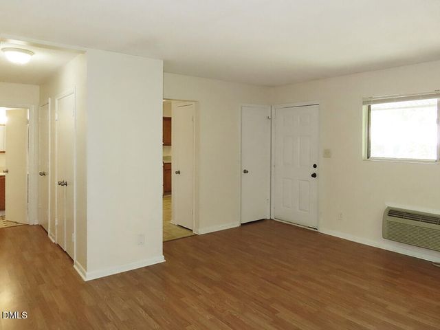 1 Shepherd Lane C5, Chapel Hill, NC 27514