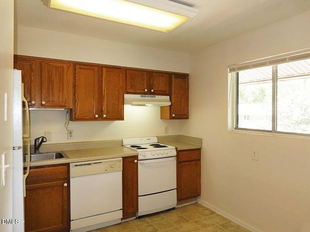 1 Shepherd Lane C5, Chapel Hill, NC 27514