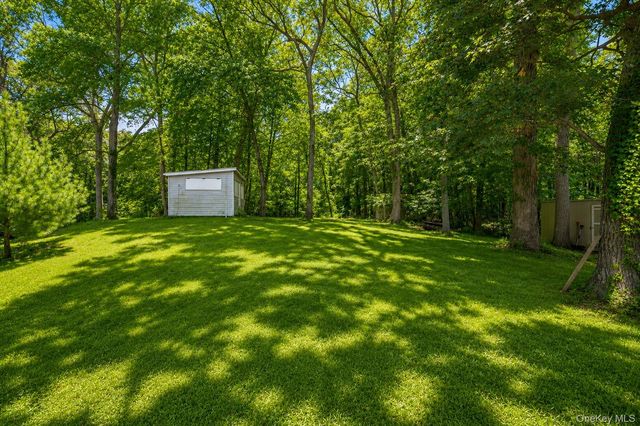 58 Elwood Road, Northport, NY 11768