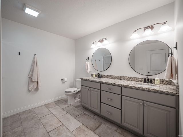 7540 Tia Court, Evansville, IN 47720