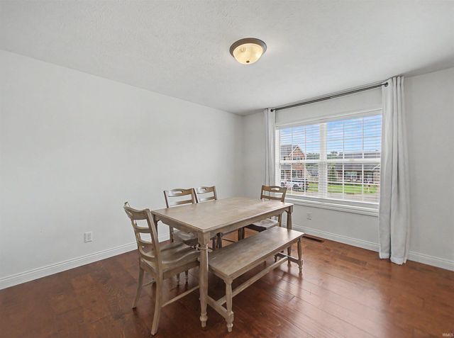 7540 Tia Court, Evansville, IN 47720