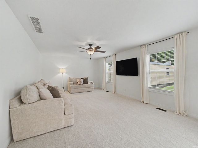 7540 Tia Court, Evansville, IN 47720