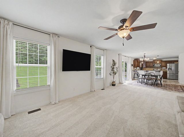 7540 Tia Court, Evansville, IN 47720